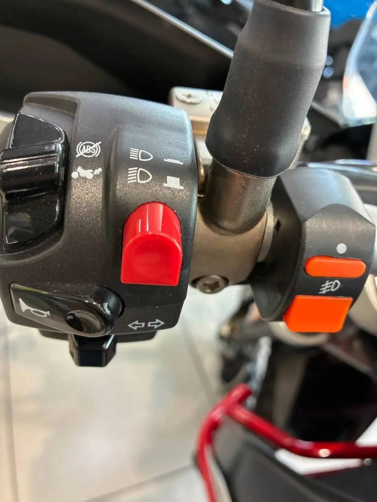 Swm Superdual 600 X (2025 - 26) (11)