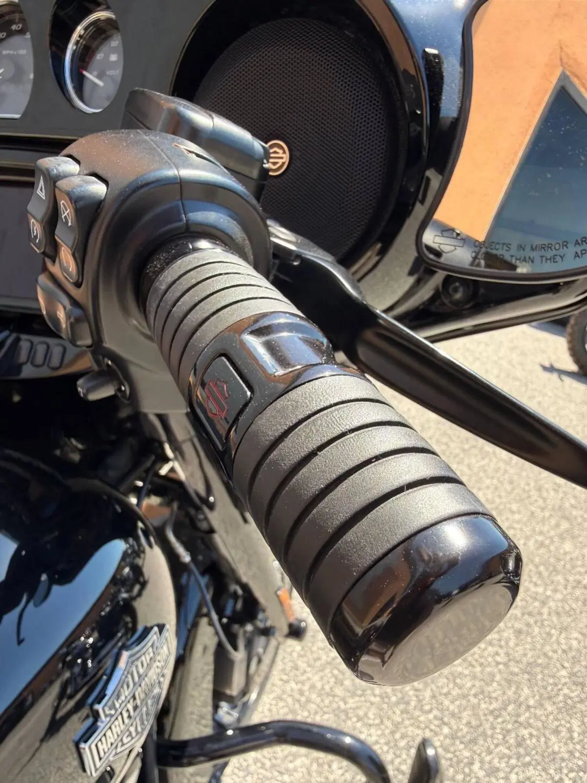 Harley-Davidson 114 Street Glide Special (2019 - 20) - FLHXS (5)
