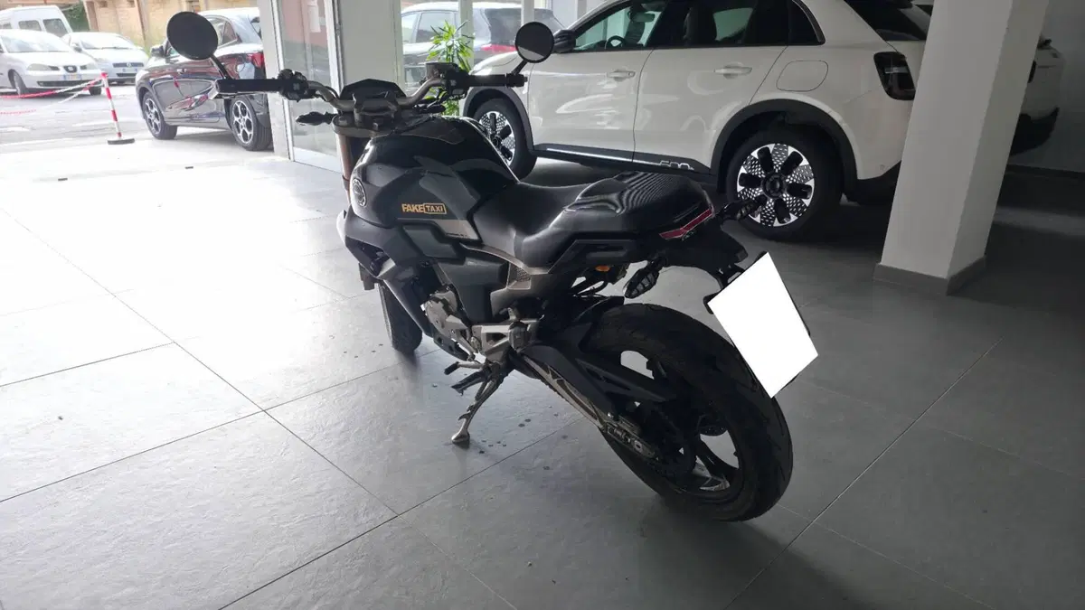 Zontes ZT125-G1 (2020 - 26) (7)