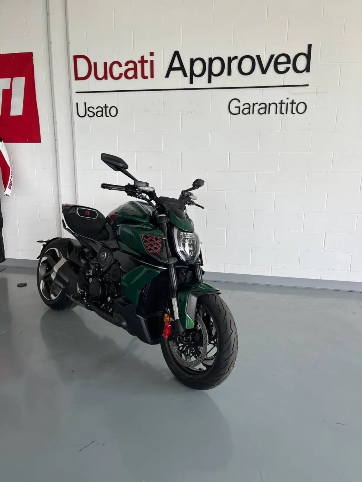 Ducati Diavel for Bentley (2024) (5)