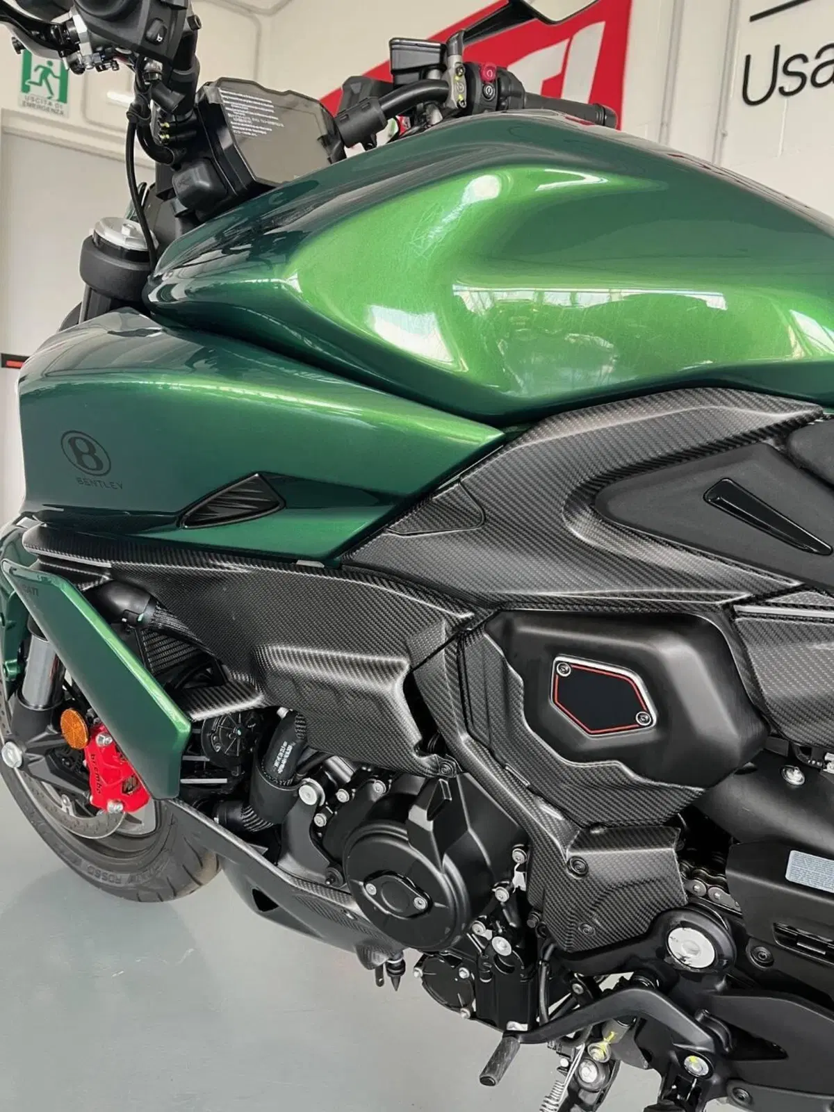 Ducati Diavel for Bentley (2024) (6)