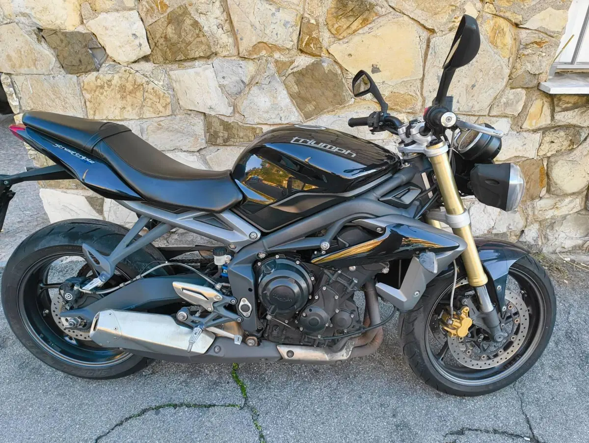 Triumph Street Triple ABS (2013 - 17)