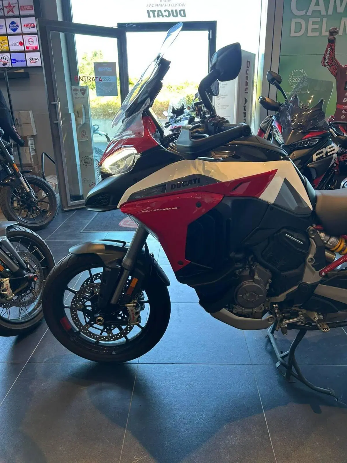 Ducati Multistrada V4 S (2021 - 24) (3)