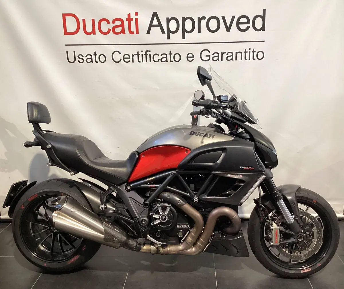 Ducati Diavel 1200 Strada (2010 - 14)