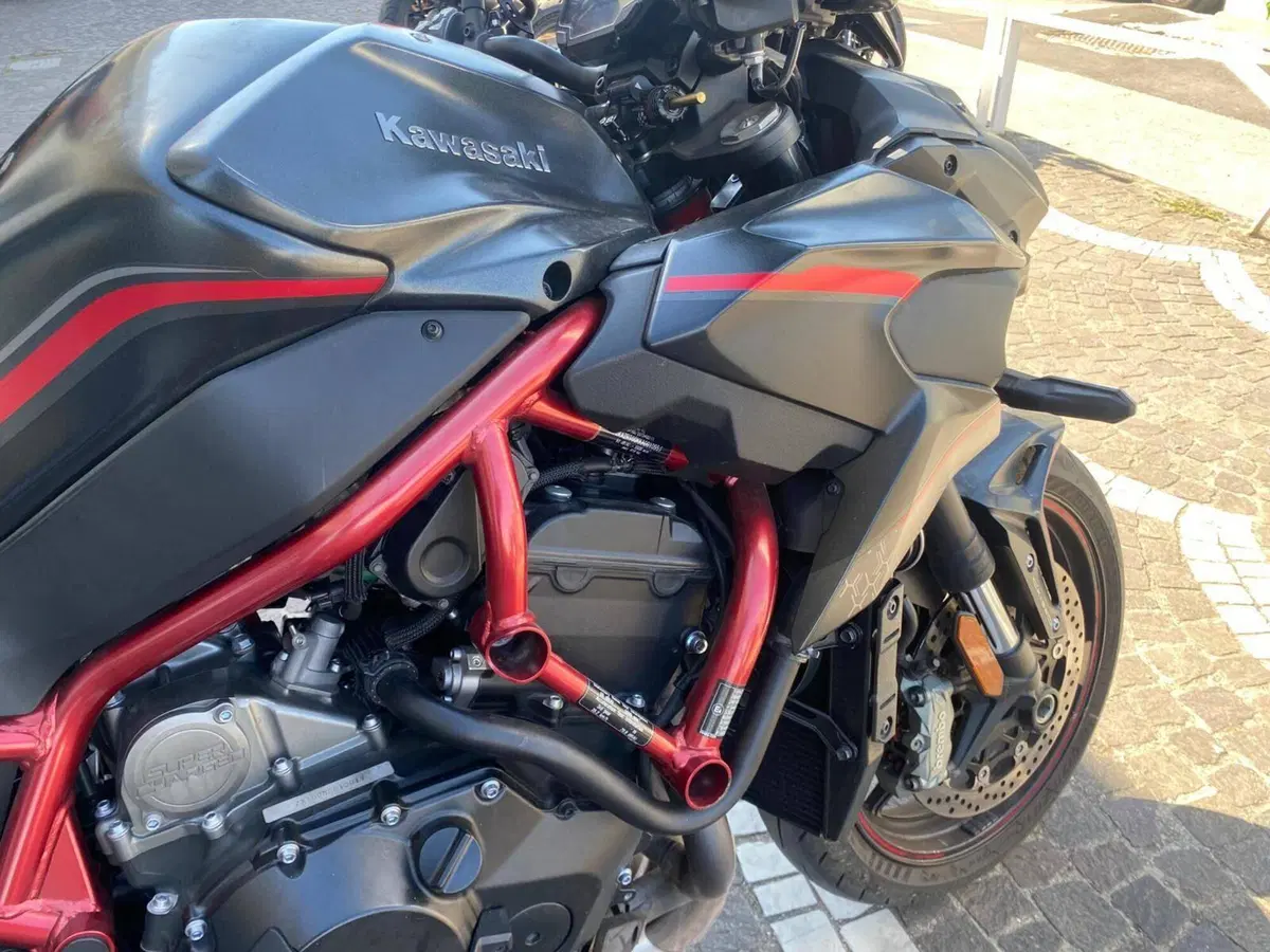 Kawasaki Z H2 (2021) (7)
