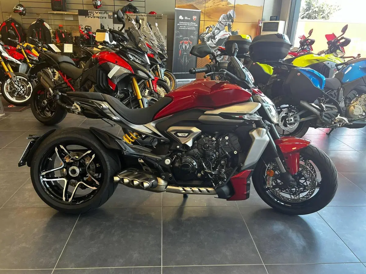 Ducati XDiavel V4 (2025 - 26)