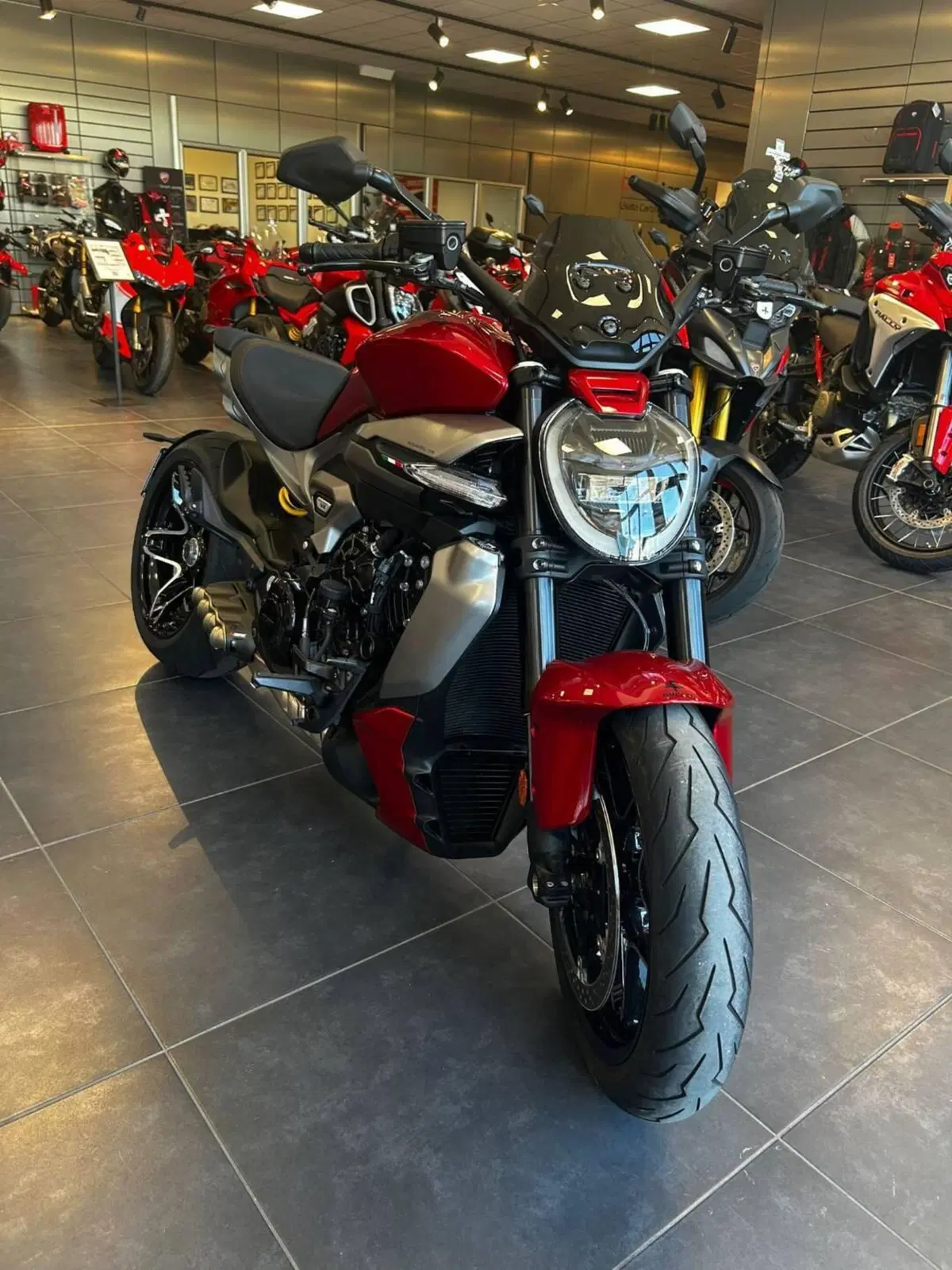 Ducati XDiavel V4 (2025 - 26) (3)
