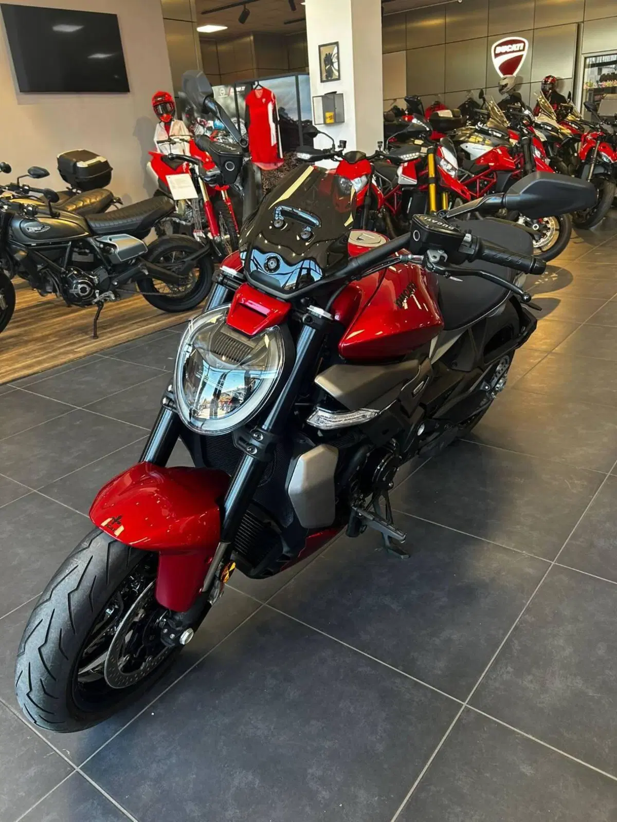 Ducati XDiavel V4 (2025 - 26) (6)