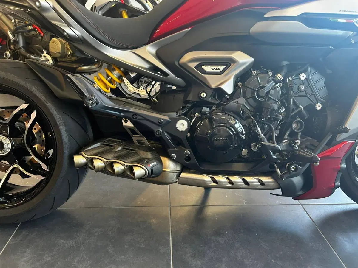 Ducati XDiavel V4 (2025 - 26) (2)