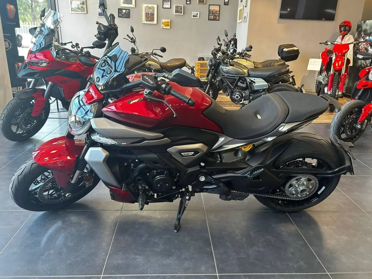 Ducati XDiavel V4 (2025 - 26) (10)