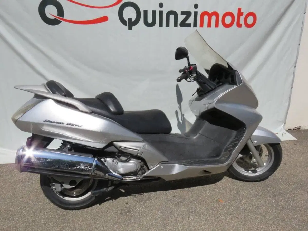 Honda Silver Wing 600 (2001 - 05) (3)