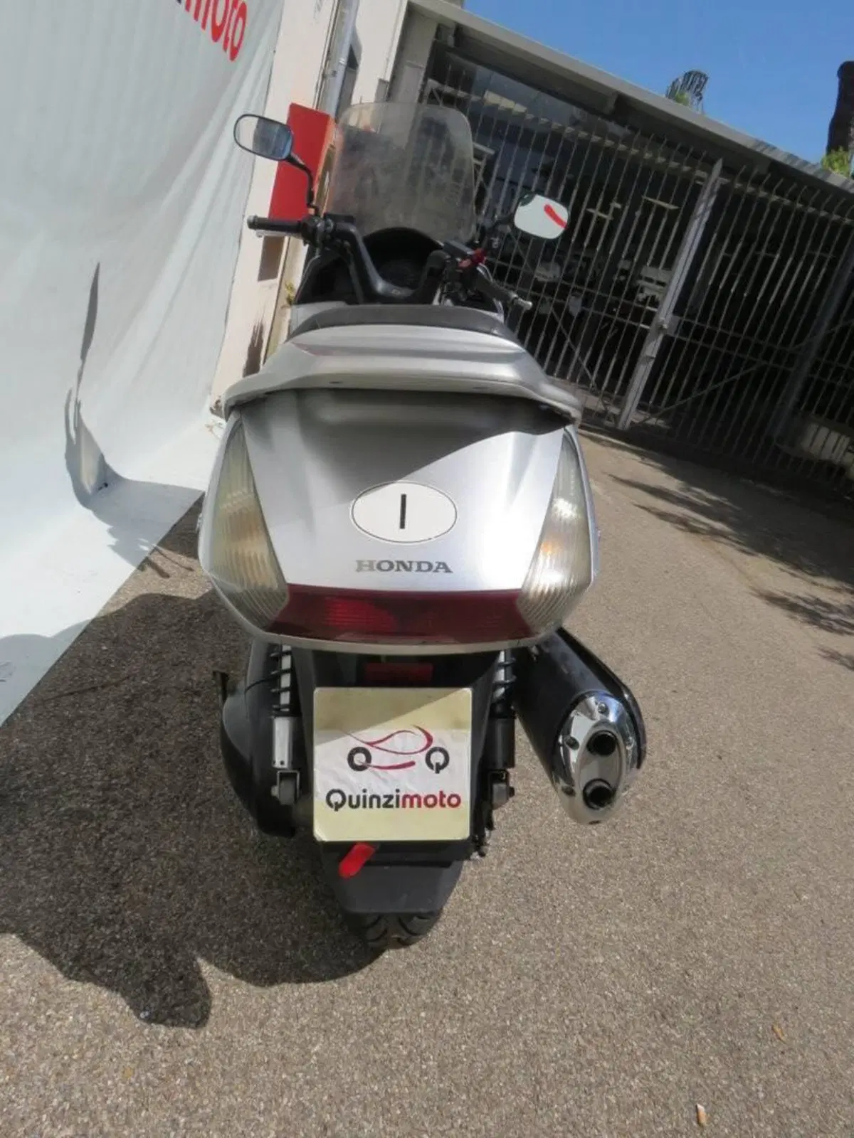Honda Silver Wing 600 (2001 - 05) (4)