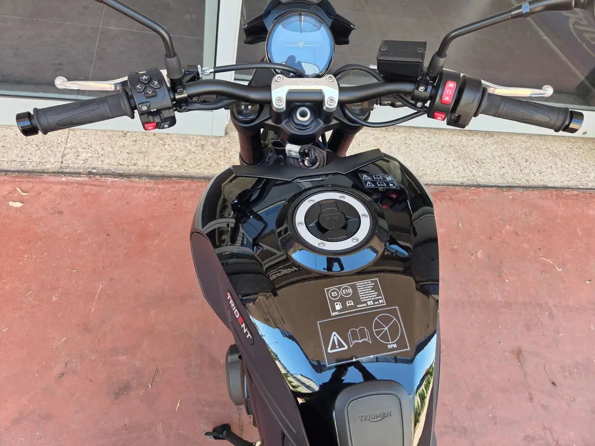Triumph Trident 800 (2026) (10)