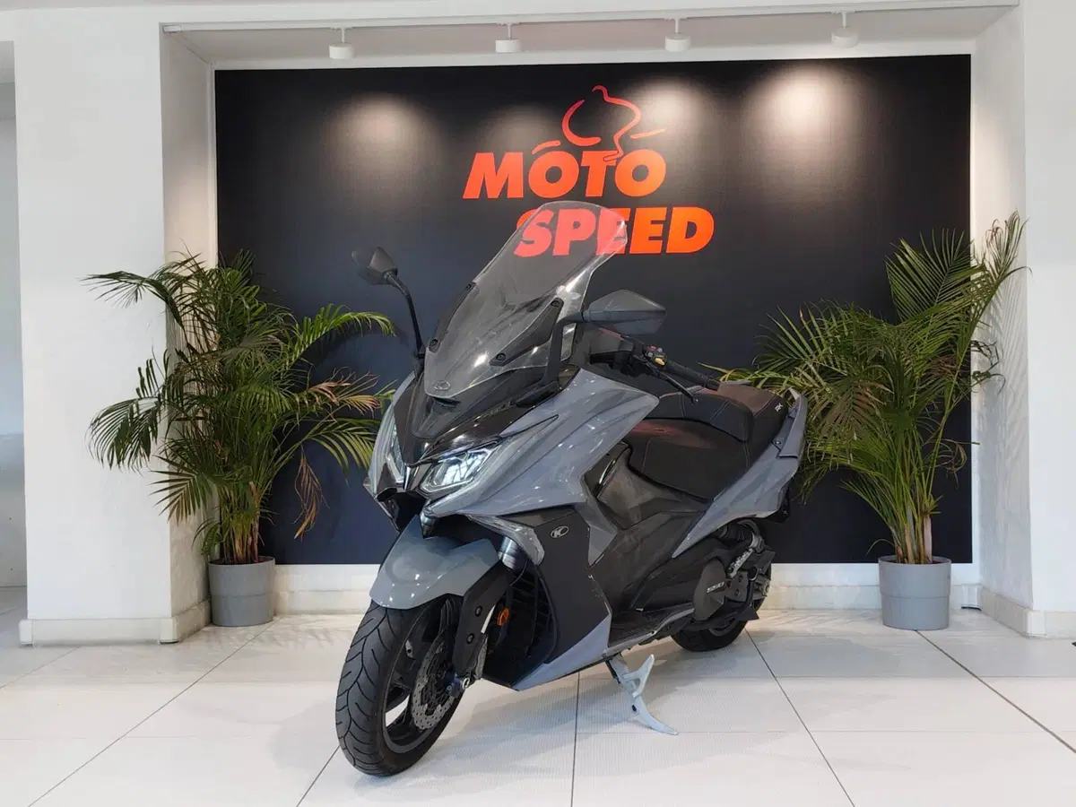 Kymco AK 550 (2017 - 19) (5)