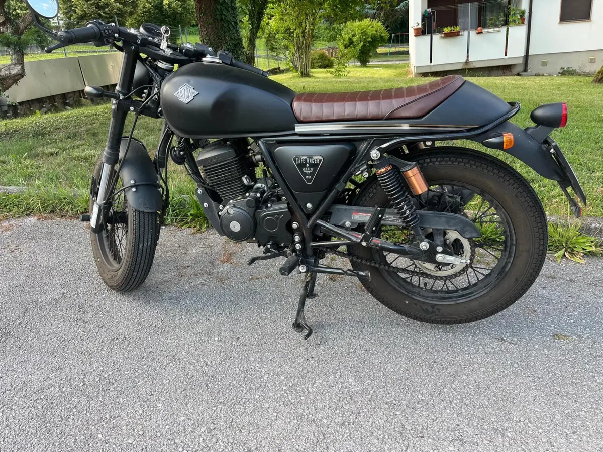 Archive Motorcycle AM 60 125 Cafe Racer (2022 - 25) (2)