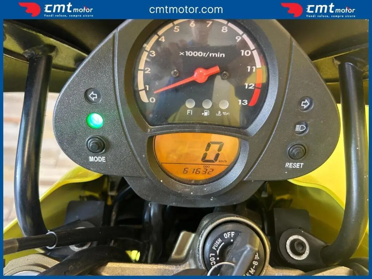 Kawasaki ER-6N (2006 - 09) (5)