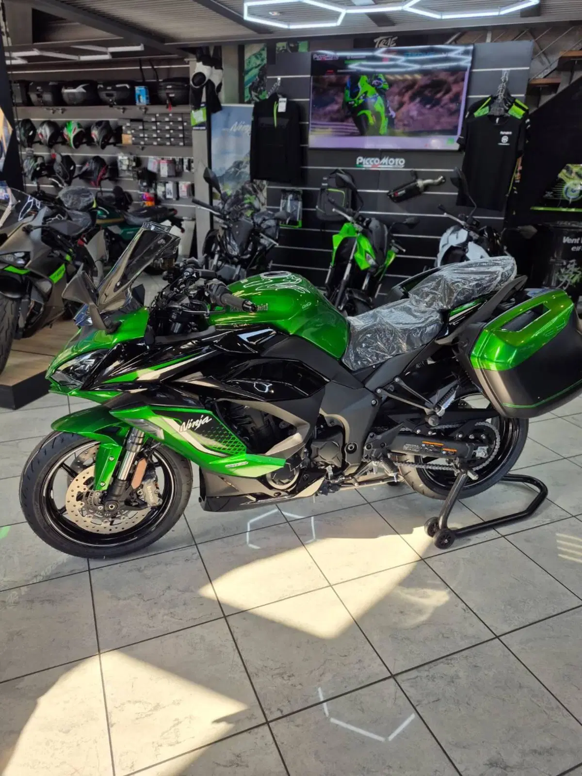Kawasaki Ninja 1100 SX SE Tourer (2025 - 26) (7)