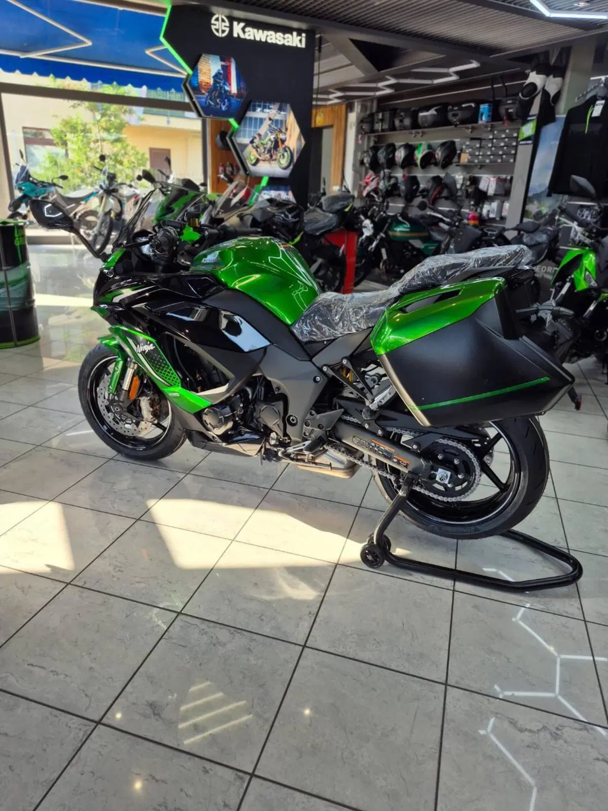Kawasaki Ninja 1100 SX SE Tourer (2025 - 26) (9)