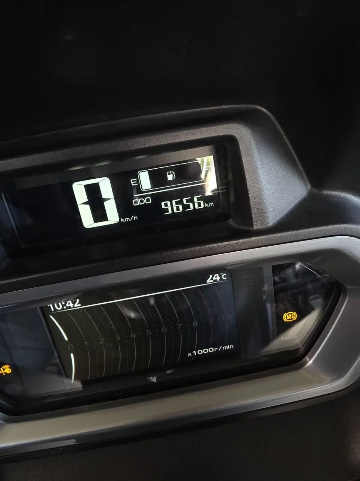 Yamaha X-Max 300 Tech Max (2021 - 24) (3)