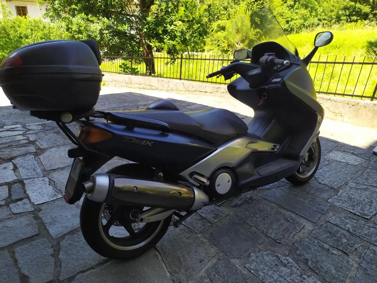 Yamaha T-Max 500 Night Max (2007 - 08) (2)