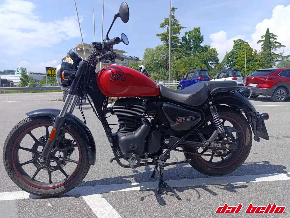 Royal Enfield Meteor 350 (2021 - 26) (2)