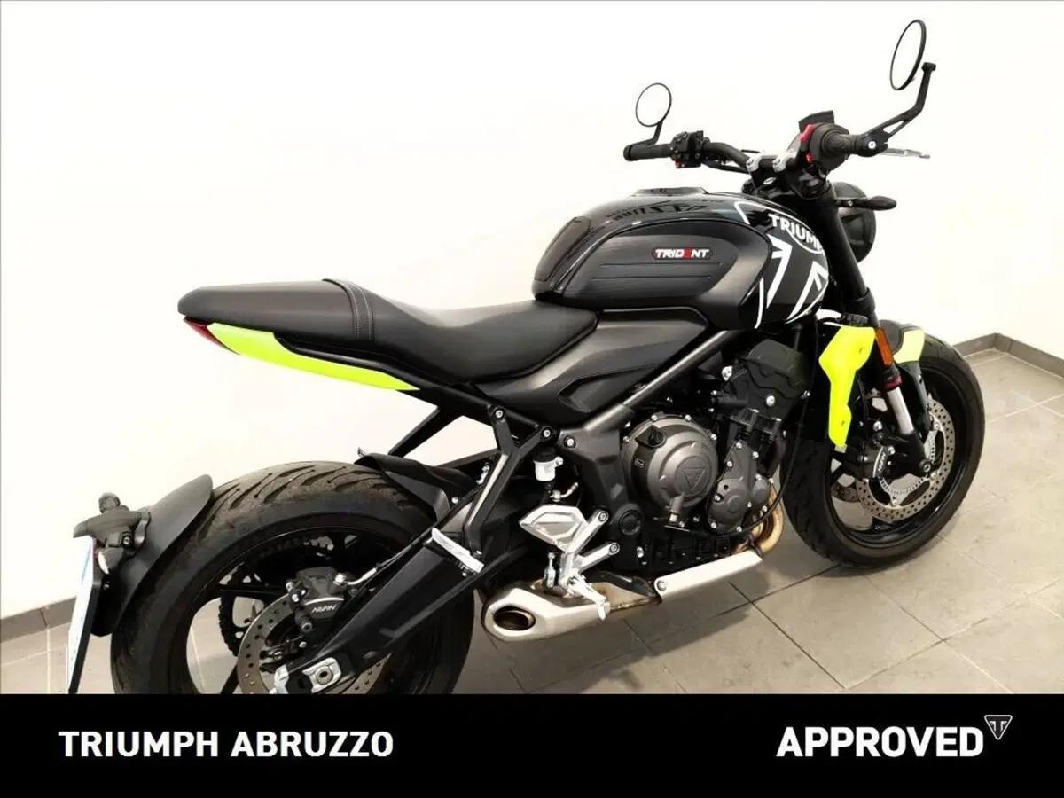 Triumph Trident 660 (2021 - 24) (3)