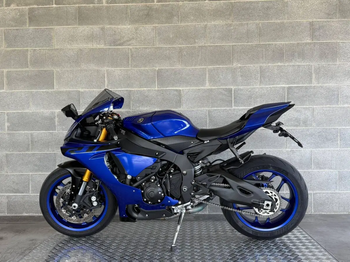 Yamaha YZF R1 (2017 - 19) (3)