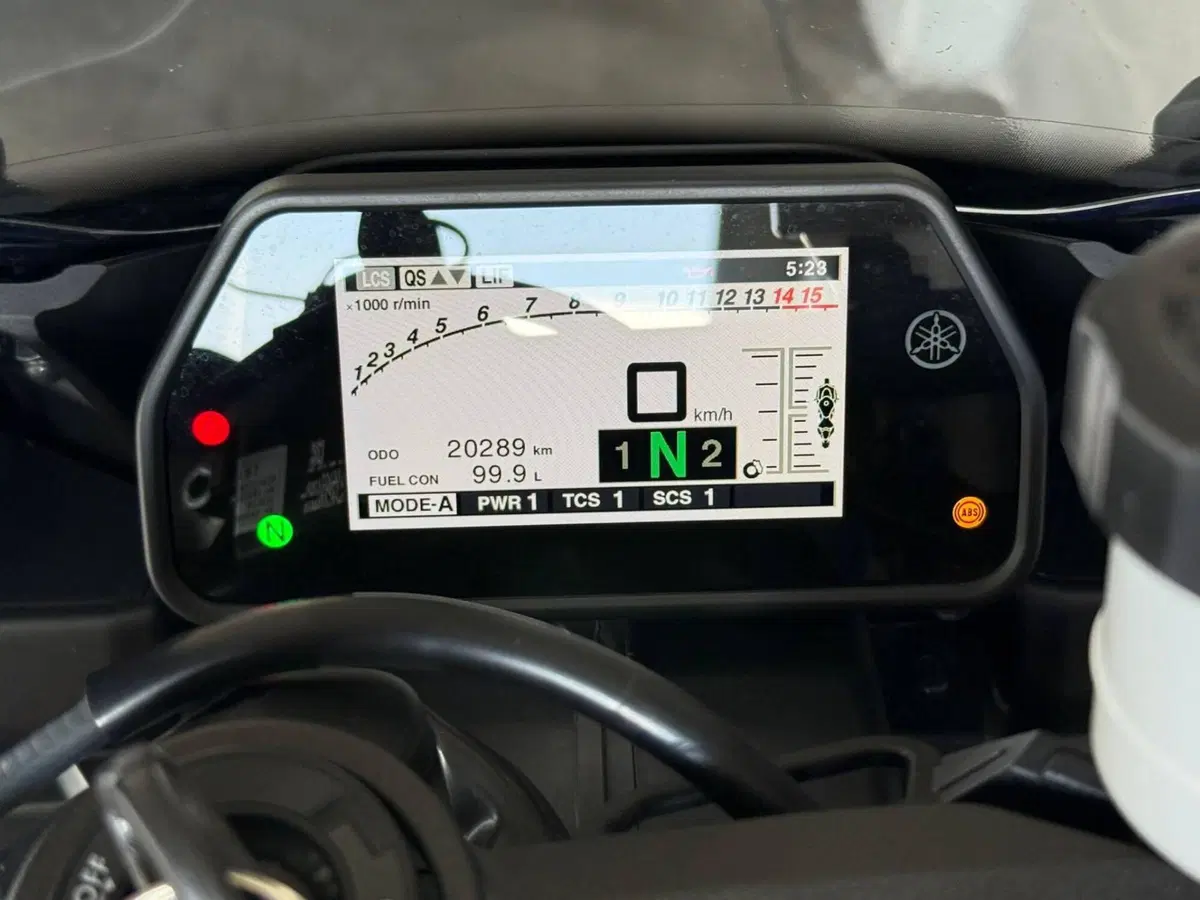 Yamaha YZF R1 (2017 - 19) (5)