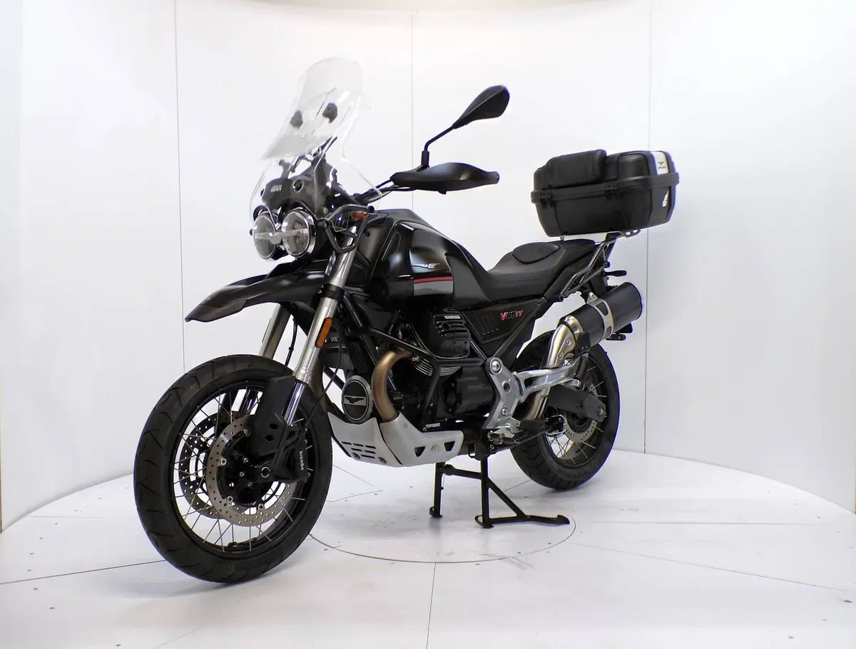 Moto Guzzi V85 TT (2021 - 23) (3)