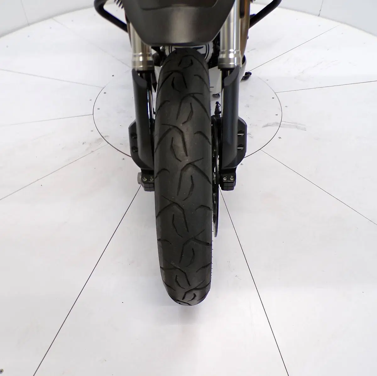 Moto Guzzi V85 TT (2021 - 23) (8)