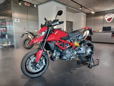 Ducati Hypermotard 950 (2022 - 25) usata