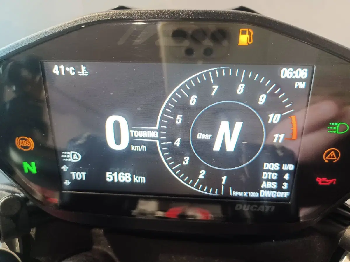 Ducati Hypermotard 950 (2022 - 25) (3)