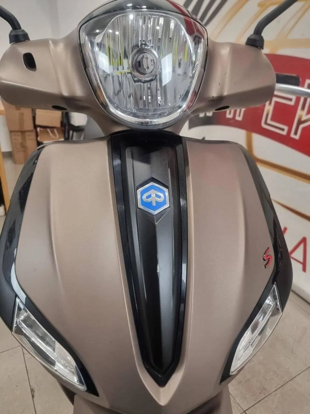 Piaggio Liberty 50 3V (2021 - 24) (4)