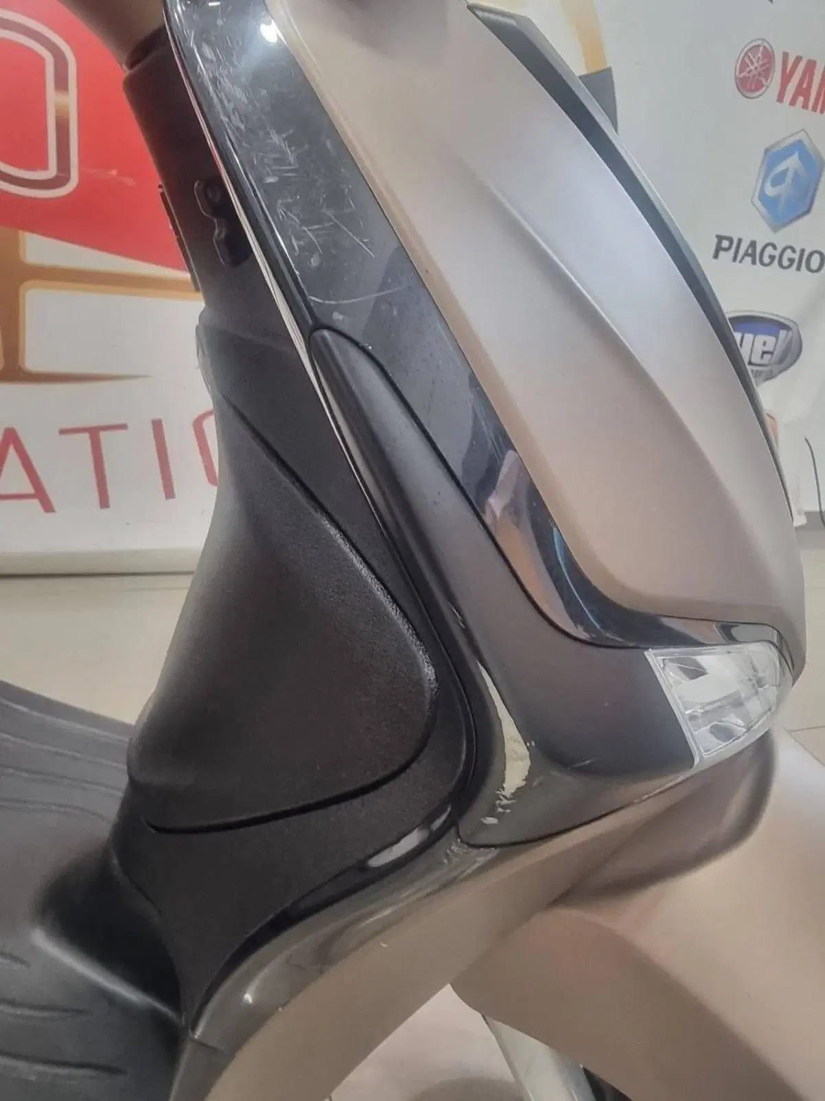 Piaggio Liberty 50 3V (2021 - 24) (6)