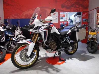 Honda Africa Twin CRF 1000L DCT (2018 - 19) usata