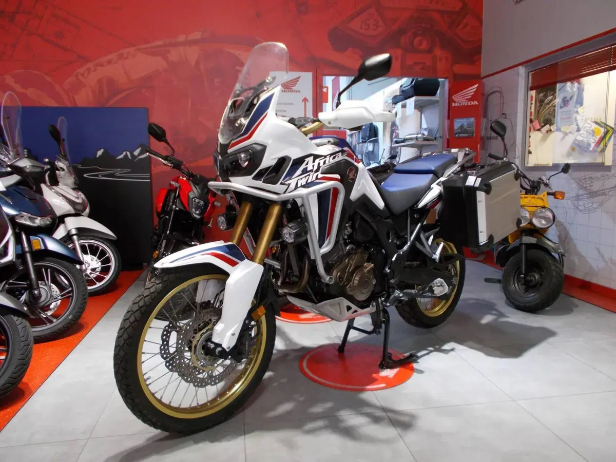 Honda Africa Twin CRF 1000L DCT (2018 - 19) (2)