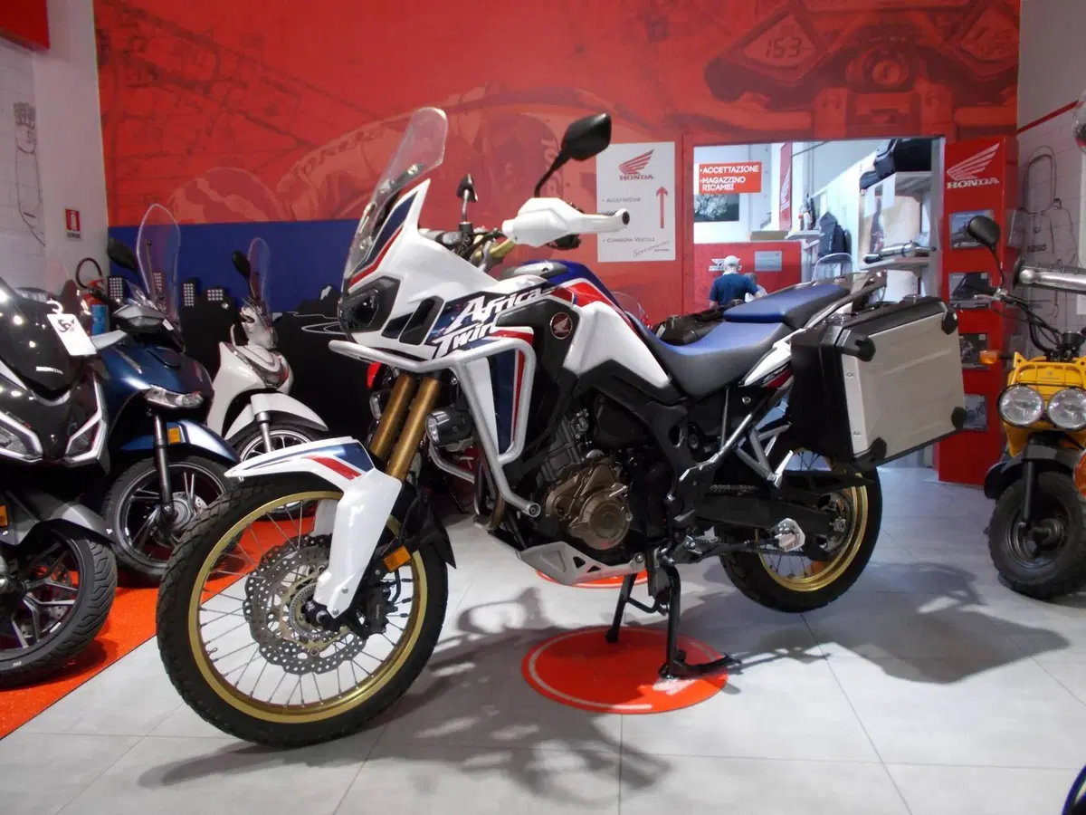 Honda Africa Twin CRF 1000L DCT (2018 - 19) (4)