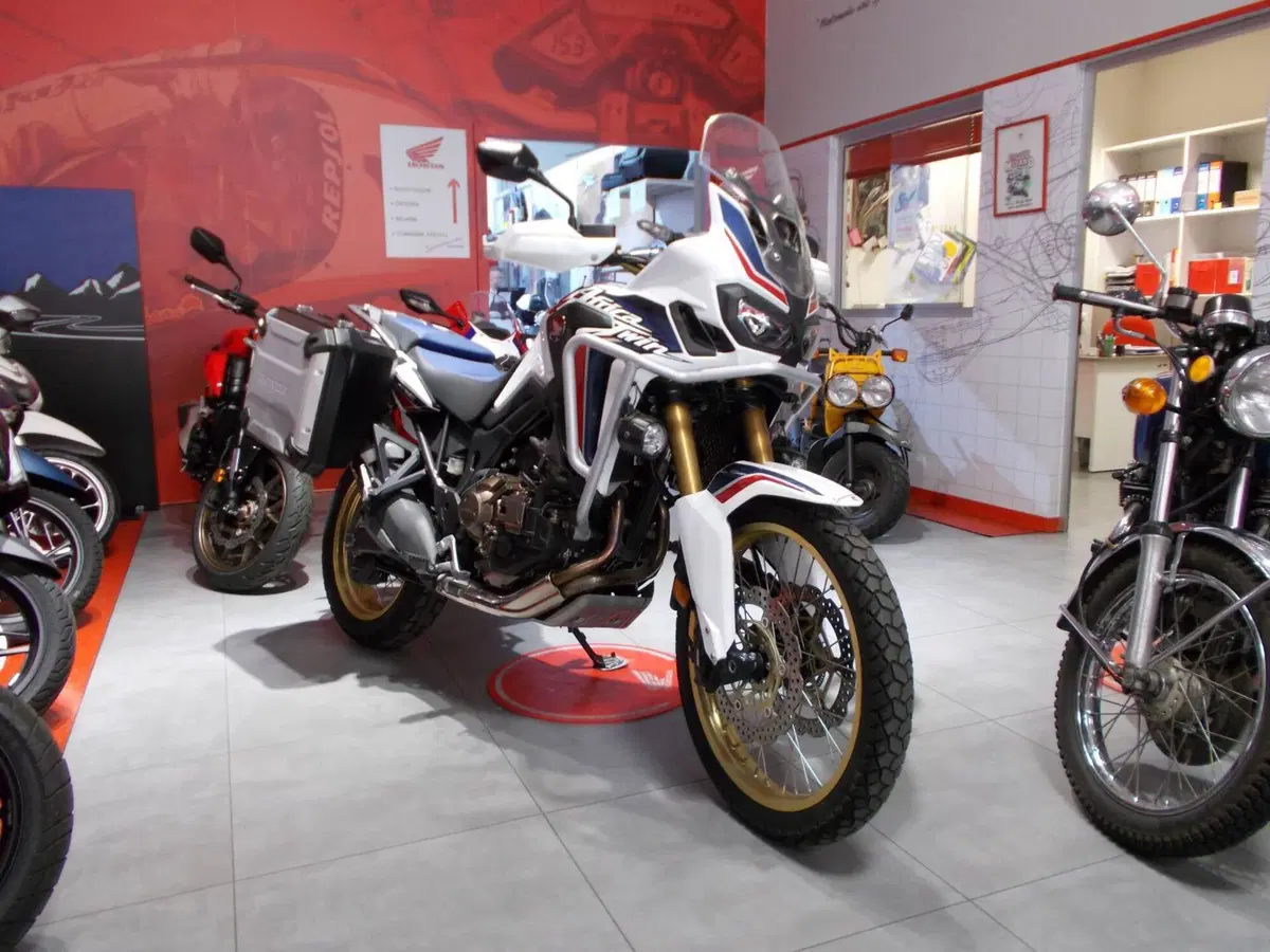 Honda Africa Twin CRF 1000L DCT (2018 - 19) (9)