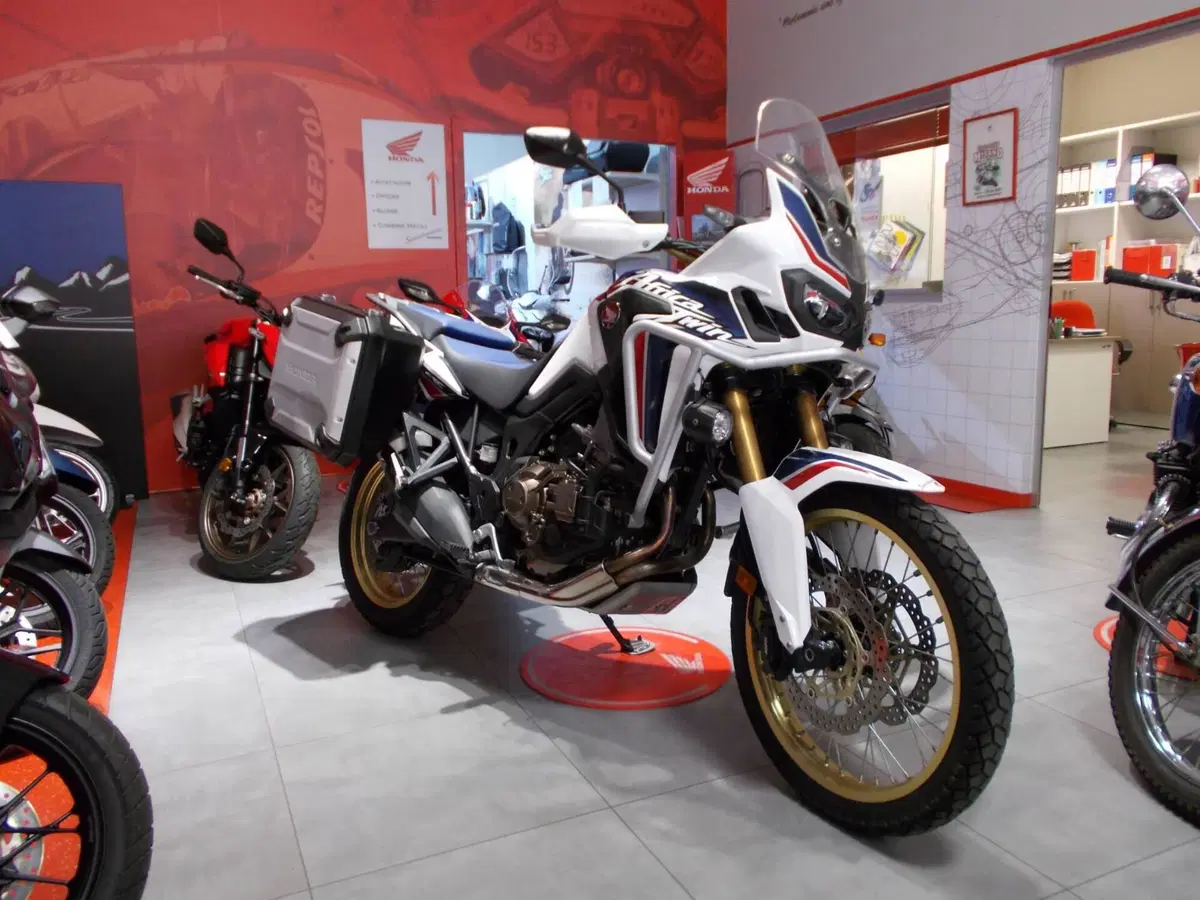 Honda Africa Twin CRF 1000L DCT (2018 - 19) (10)
