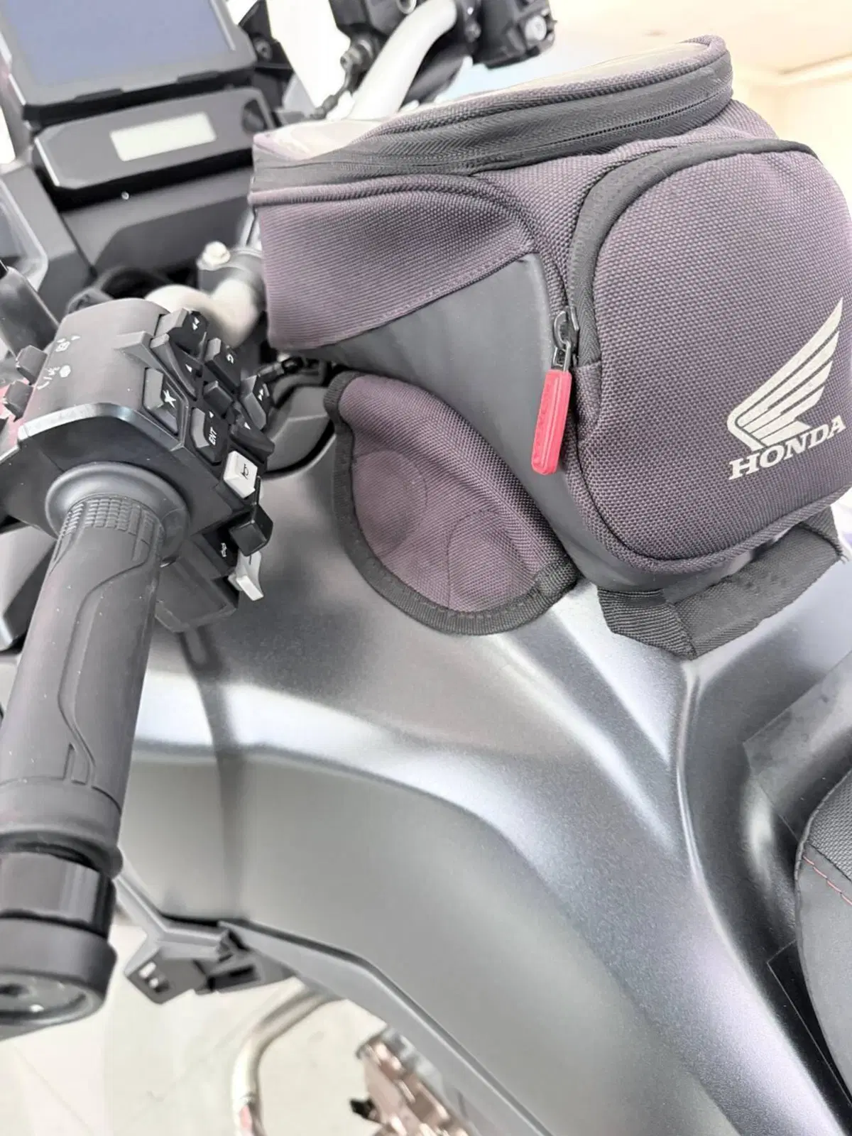 Honda Africa Twin CRF 1100L DCT (2020 - 21) (10)