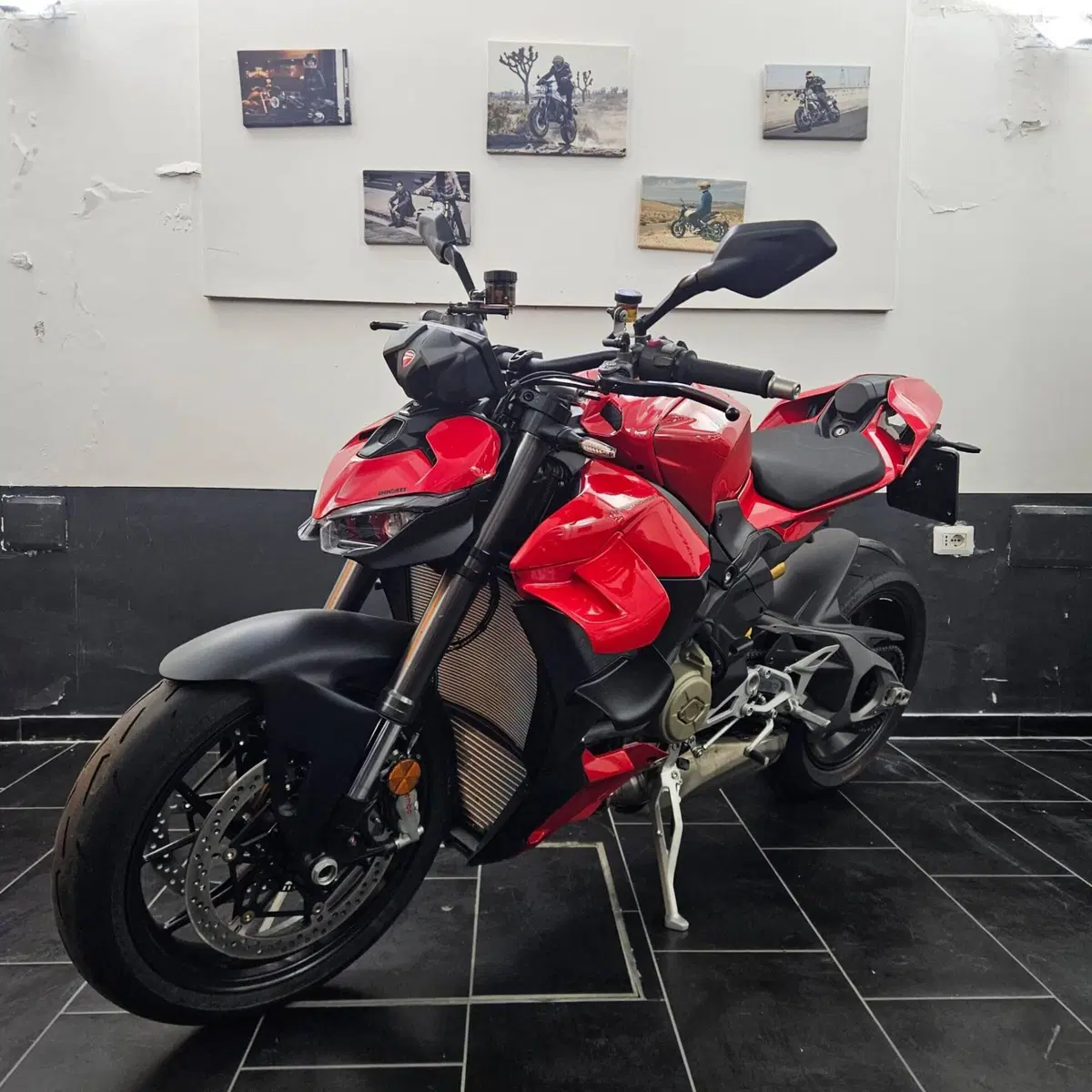 Ducati Streetfighter V4 (2025 - 26)