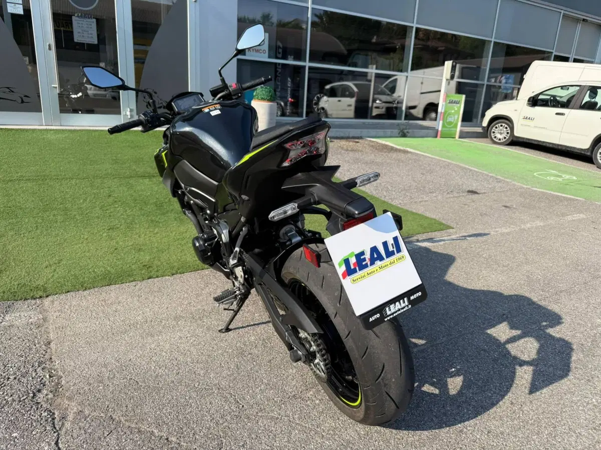 Kawasaki Z 900 (2021 - 24) (16)