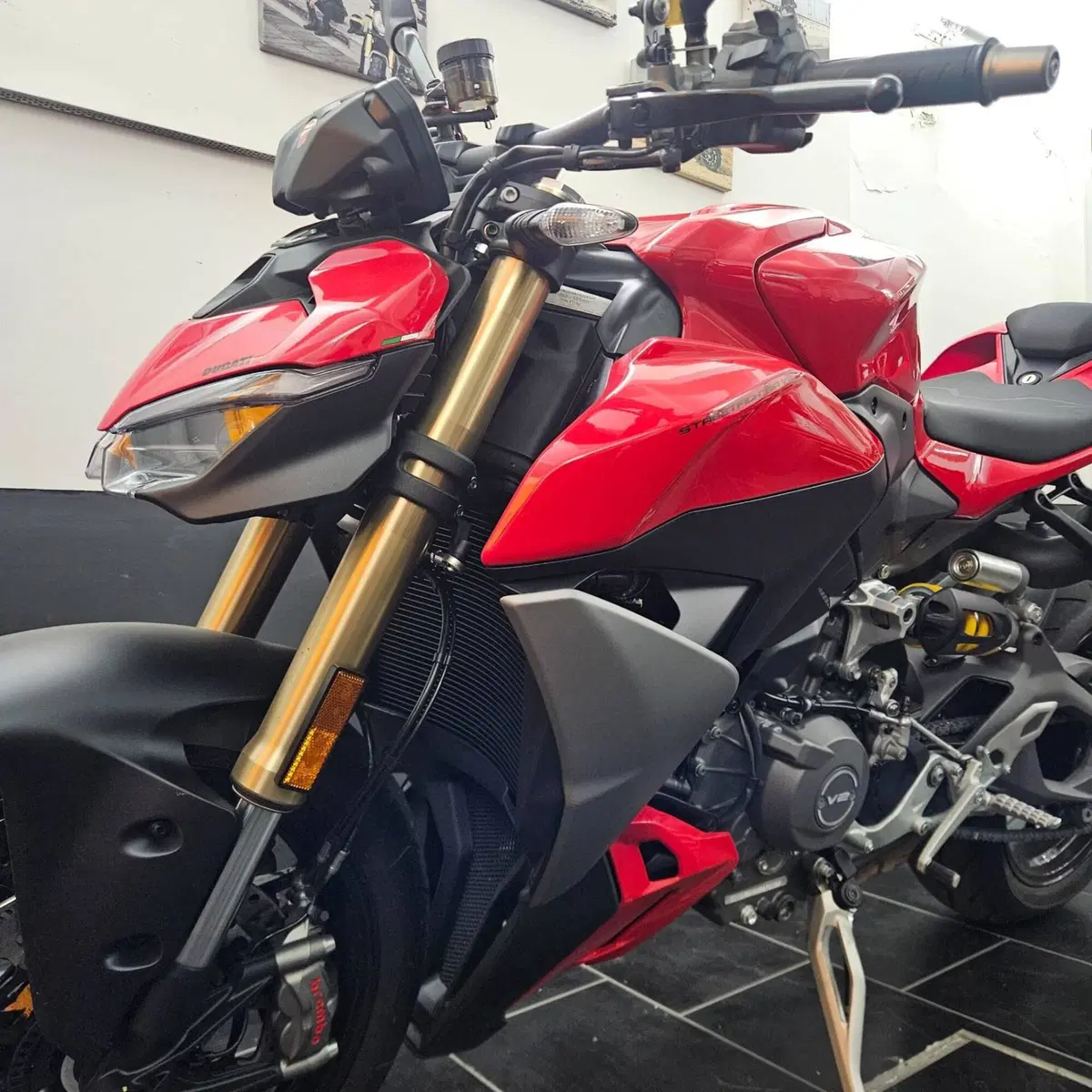 Ducati Streetfighter V2 (2025 - 26) (2)