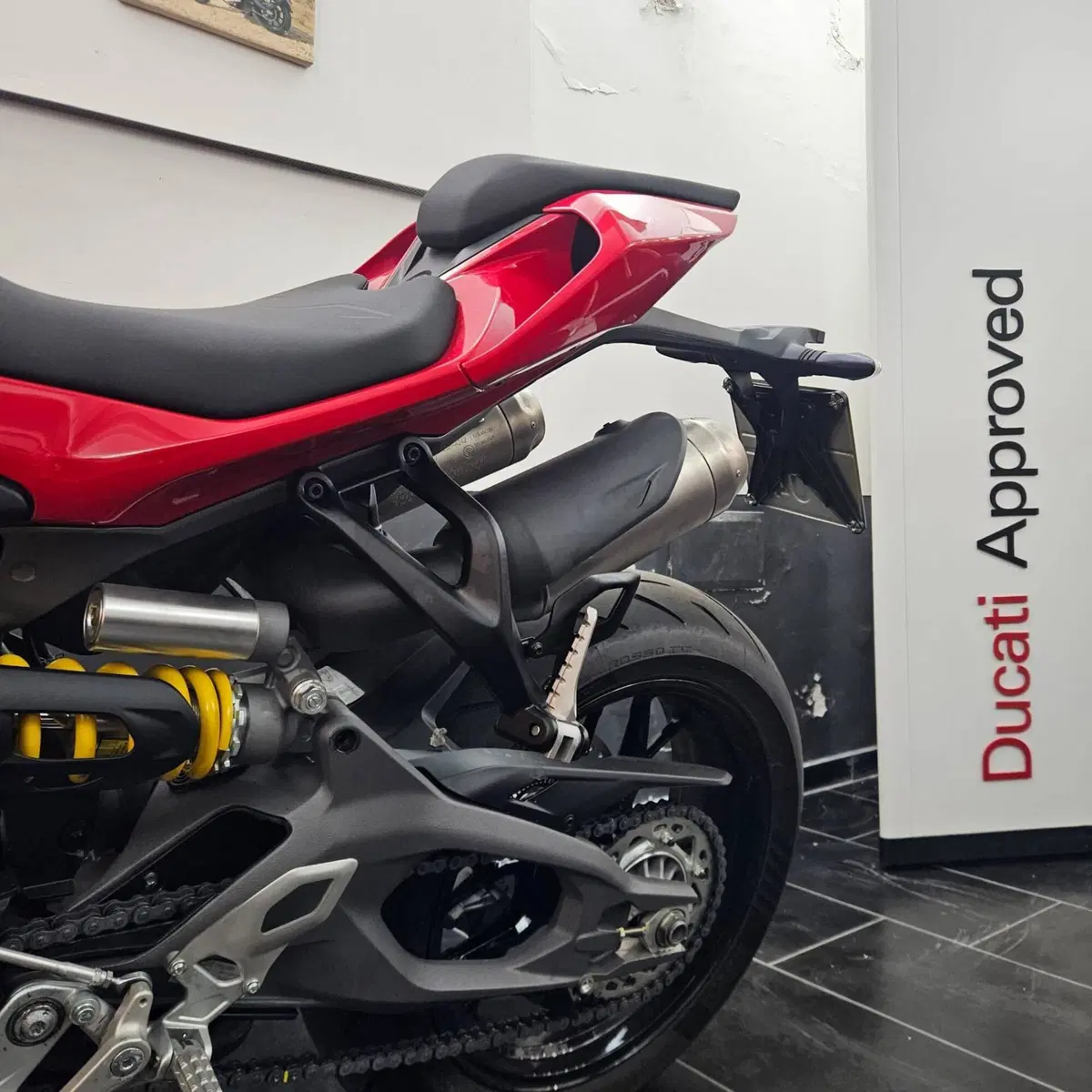 Ducati Streetfighter V2 (2025 - 26) (3)
