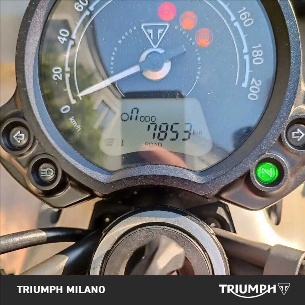 Triumph Street Twin 900 (2019 - 20) (5)
