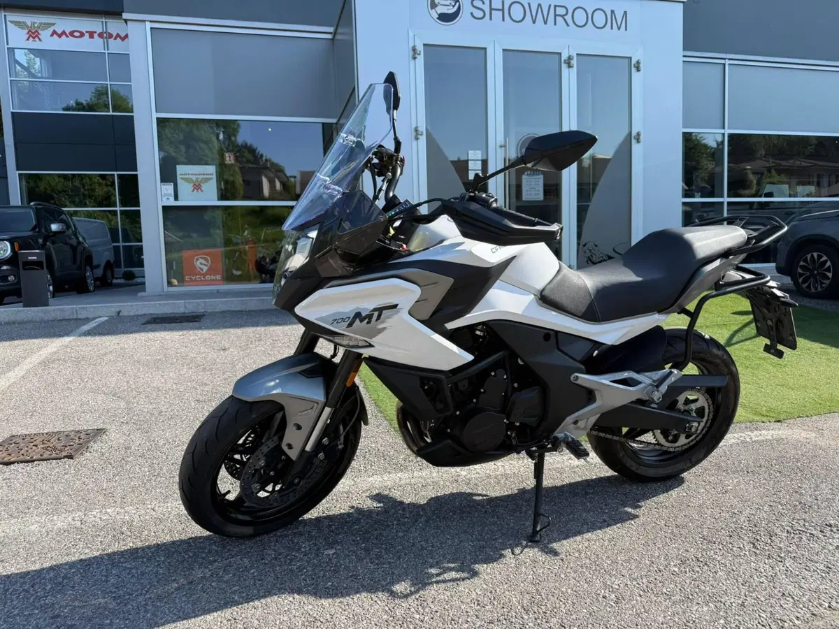 CFMOTO 700MT (2024 - 26) (4)