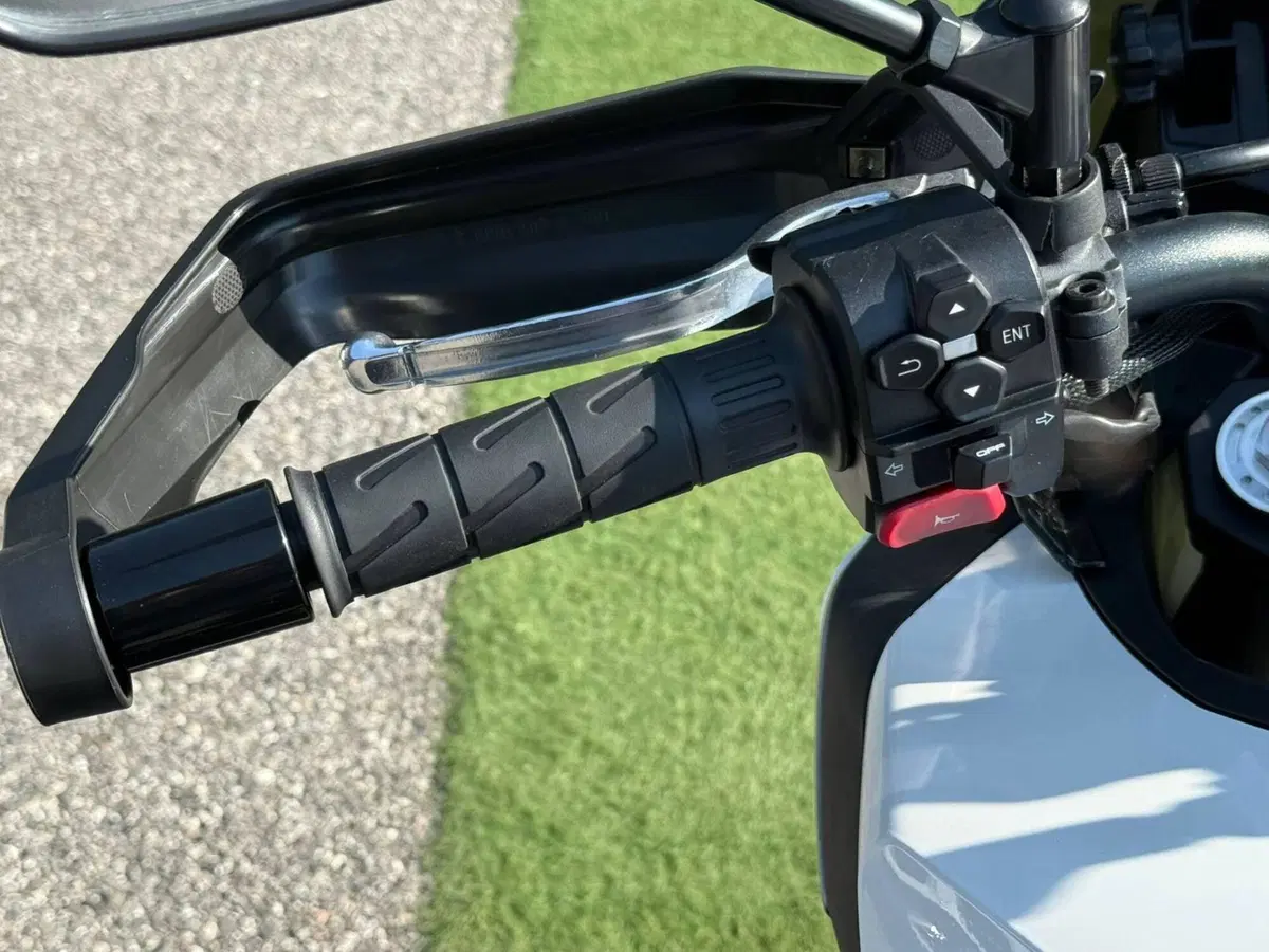 CFMOTO 700MT (2024 - 26) (11)
