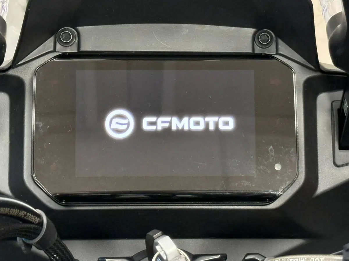 CFMOTO 700MT (2024 - 26) (16)