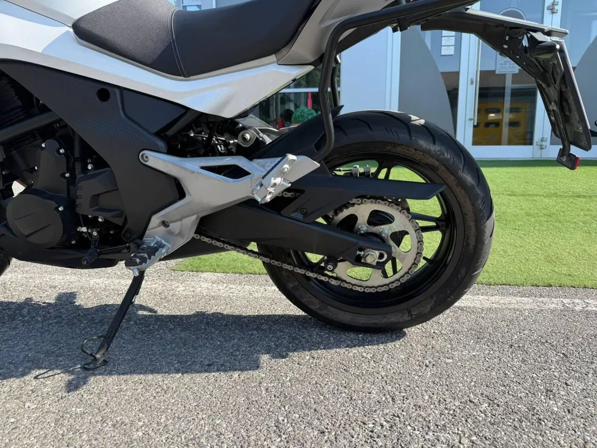CFMOTO 700MT (2024 - 26) (19)