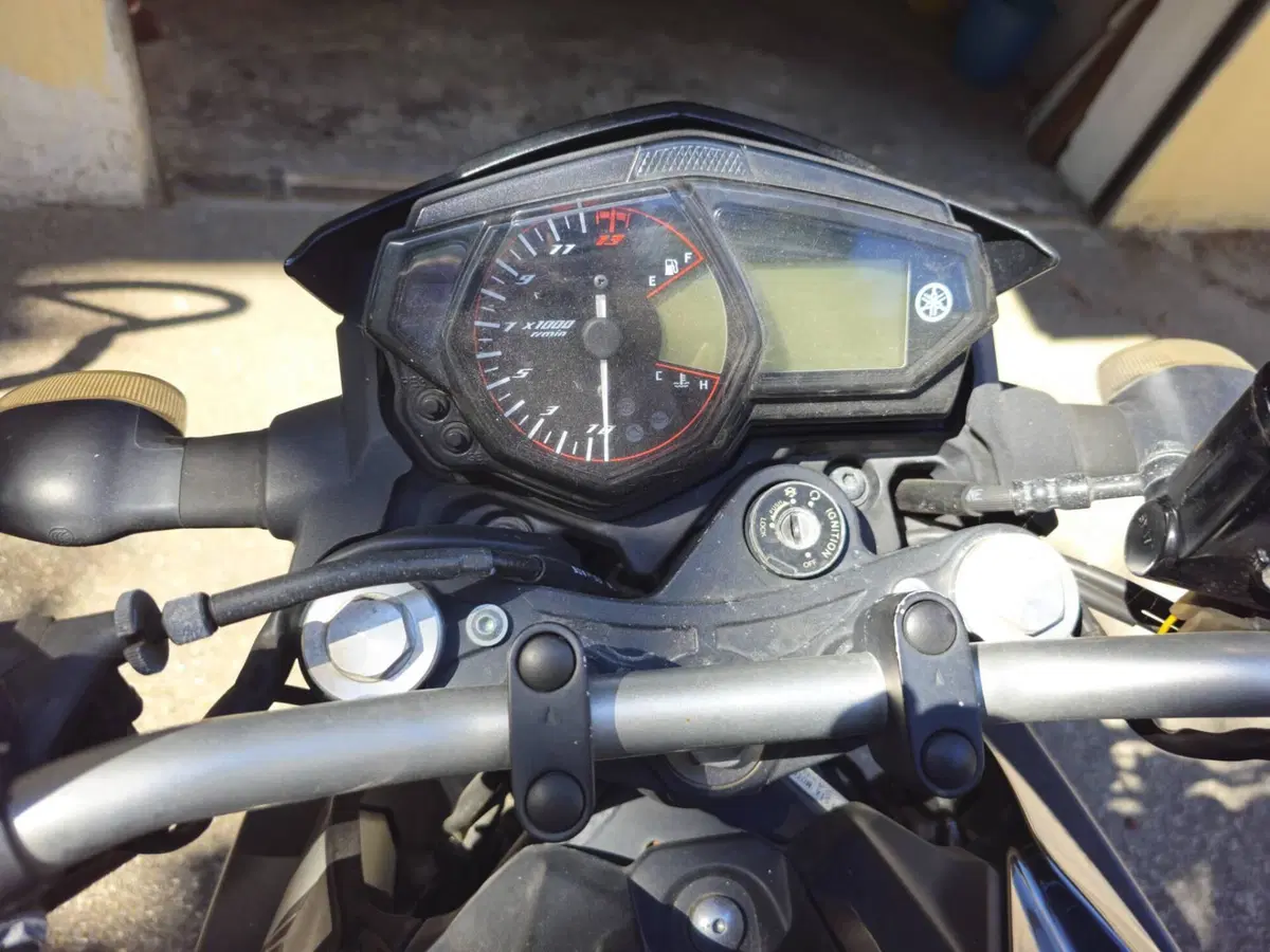 Yamaha MT-03 (2016 - 17) (11)